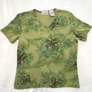 Vintage Floral 90s Green V-Neck Hawaiian Cropped Sequin Whimsigoth Women’s Tee